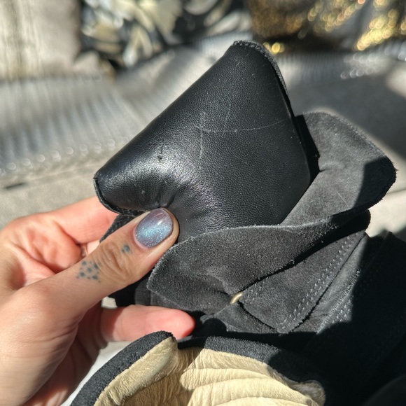 Isabel Marant Black and Tan High-Top Sneakers - Picture 4 of 4